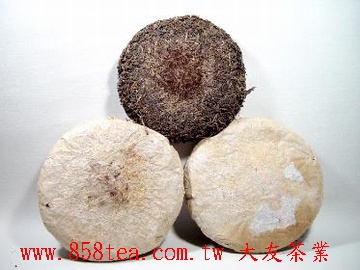 濕倉的茶品,通風不佳,潮濕處所或人為發酵之茶品